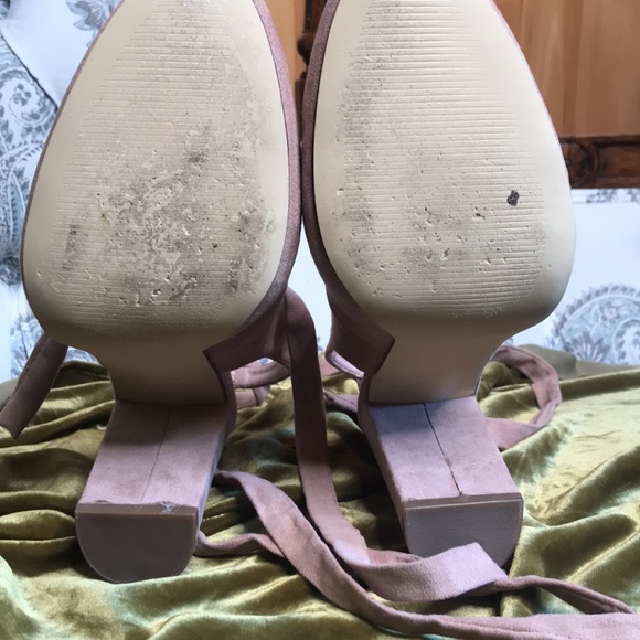 Lace-Up Nude Heels - Picture 6 of 9